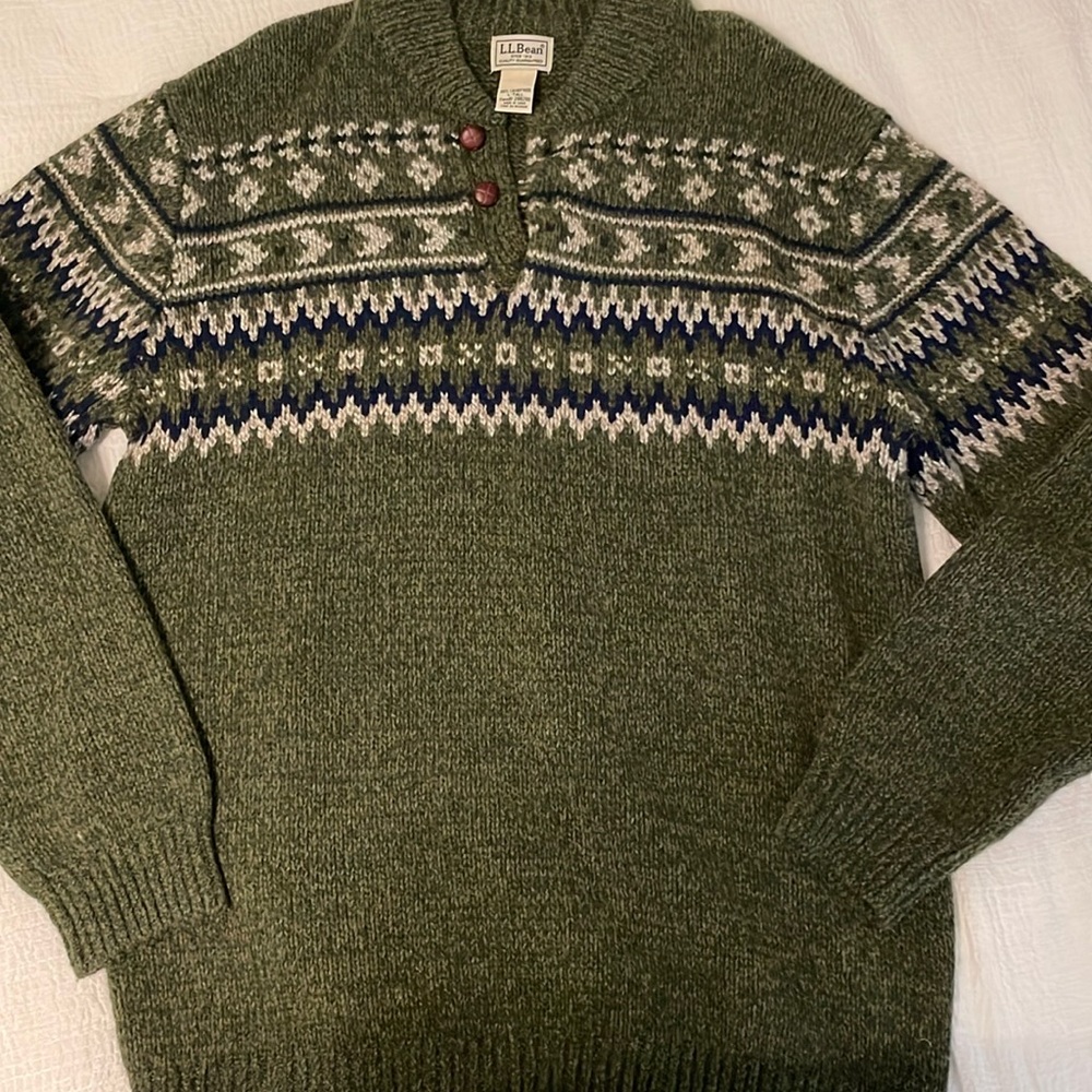 Men’s LLBean sweater